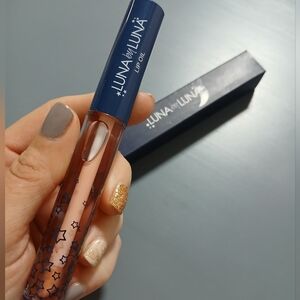 Luna by Luna Lip Oil - Queen
